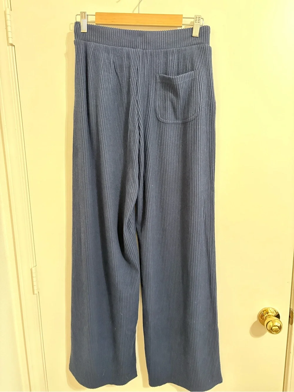 ALO Yoga Navy Ribbed Wide-Leg Lounge Pants